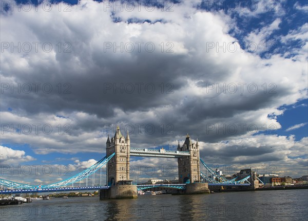 UK, England, London, Tower Bridge.