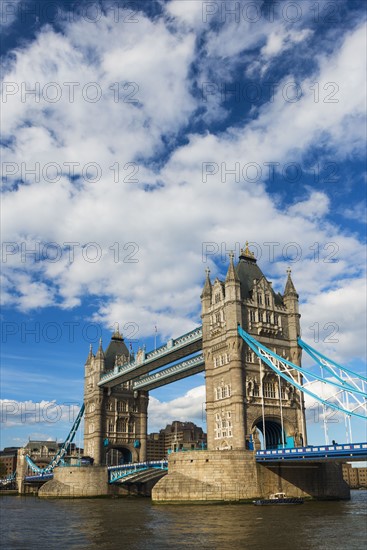 UK, England, London, Tower Bridge.