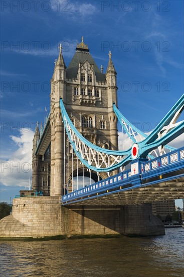 UK, England, London, Tower Bridge.