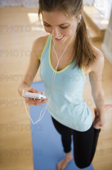 Woman exercising. 
Photo: Jamie Grill