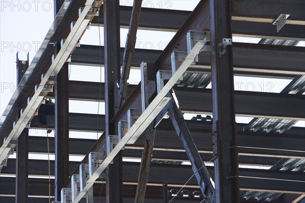 Close up of construction frame. 
Photo : fotog