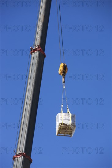 Crane lifting block. 
Photo: fotog