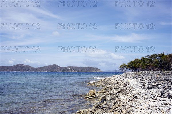 United States Virgin Islands, St. John, Coastline landscape. 
Photo : Winslow Productions