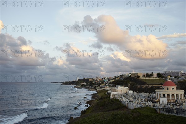 Puerto Rico, Old San Juan, Waterfront view. 
Photo : Winslow Productions