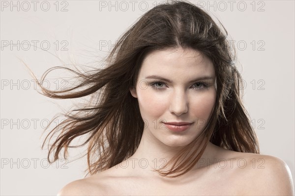 Portrait of young woman. 
Photo : Jan Scherders