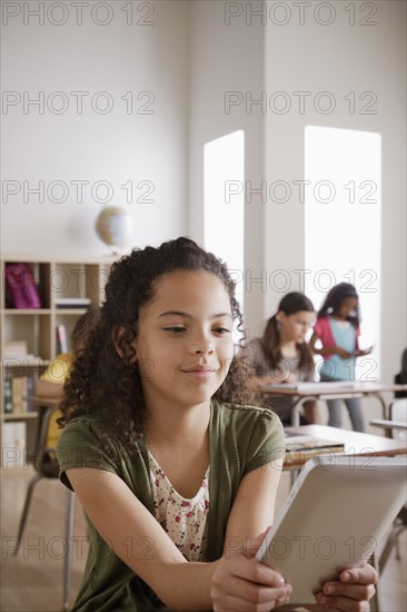 Portrait of schoolgirl (10-11). 
Photo : Rob Lewine