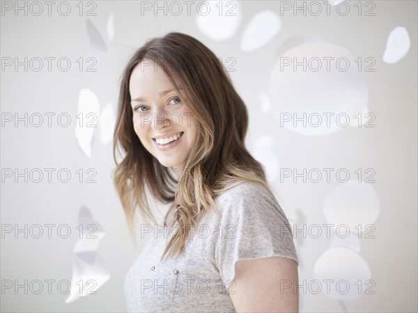 Portrait of cheerful young woman. 
Photo : Jessica Peterson