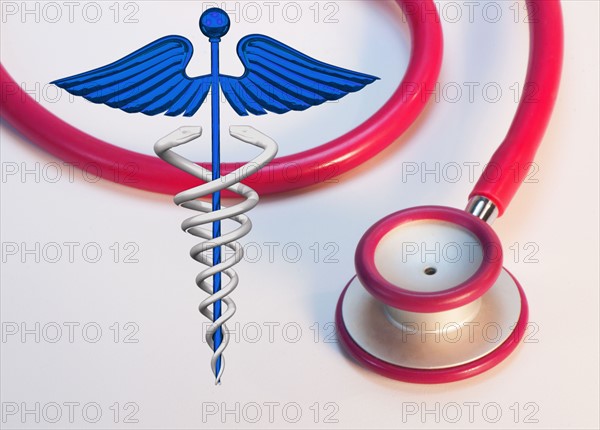 Caduceus and stethoscope. 
Photo : Calysta Images