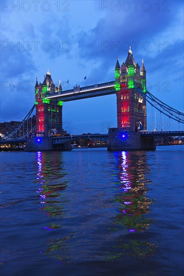 UK, London, Tower Bridge.