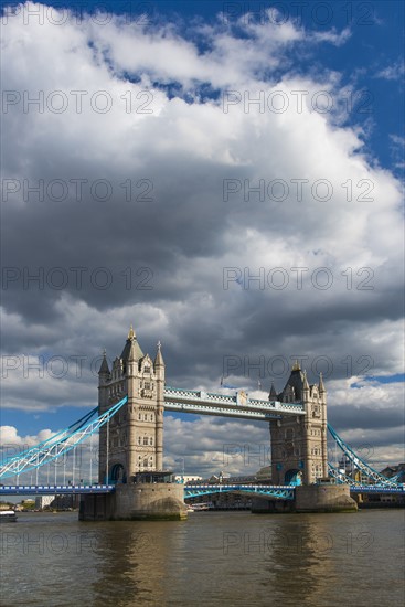 UK, London, Tower Bridge.