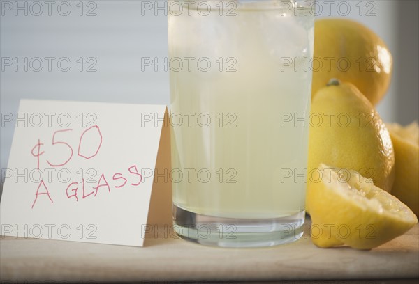 Homemade lemonade and price tag. Photo : Jamie Grill