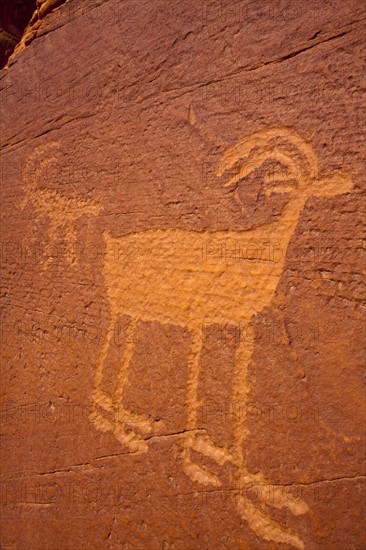 USA, Utah, Native American art on stone wall. Photo : John Kelly