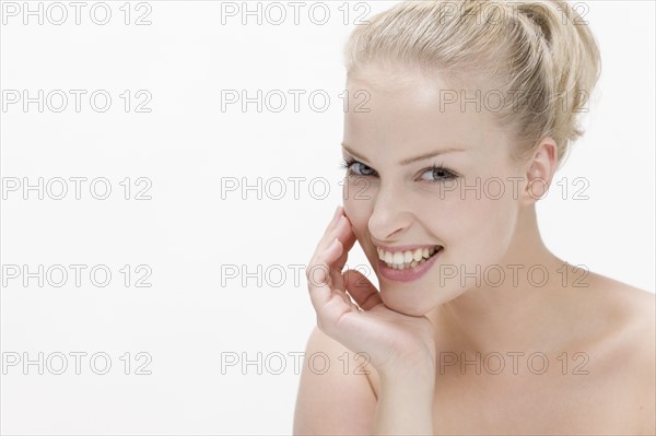 Beauty portrait of woman. Photo: Jan Scherders