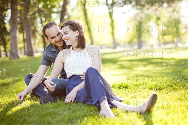 Happy young couple together. Photo : Jessica Peterson