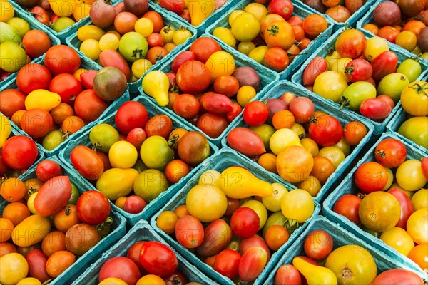 Heap of cherry tomatoes.