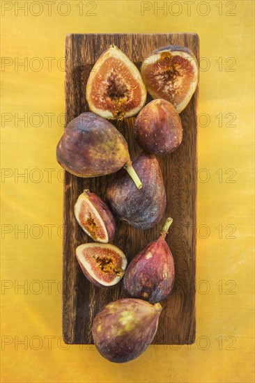 Figs on wood tray. Photo: Daniel Grill