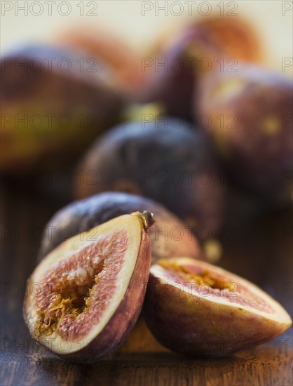 Figs on wood tray. Photo: Daniel Grill