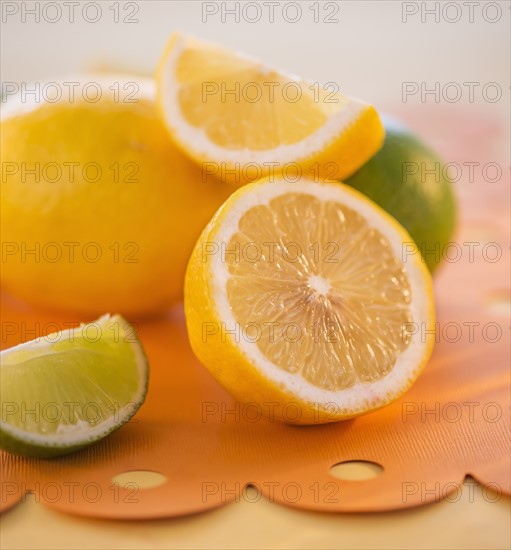 Studio shot of lemons. Photo : Daniel Grill