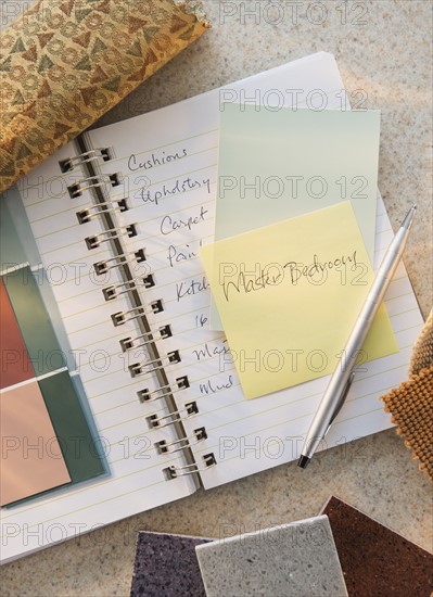 Notebook and color samples. Photo : Daniel Grill