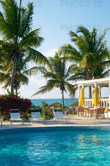 Resort pool and restaurant. Photo : John Kelly