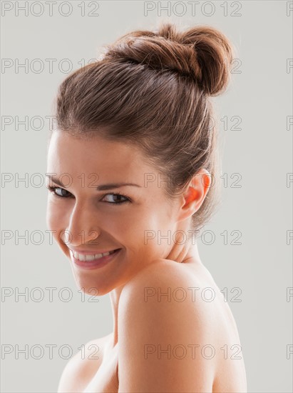 Beautiful woman smiling. Photo: Mike Kemp