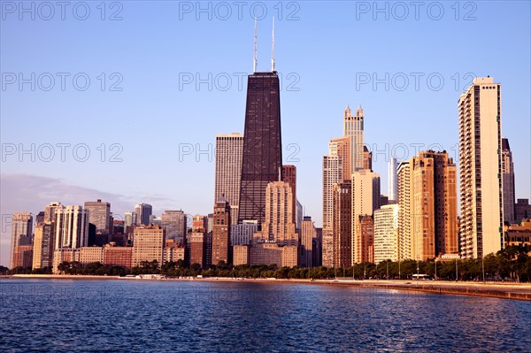 Gold Coast in Chicago at sunrise. Photo : Henryk Sadura