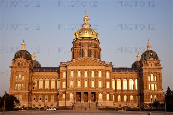State Capitol Building in Des Moines. Photo : Henryk Sadura