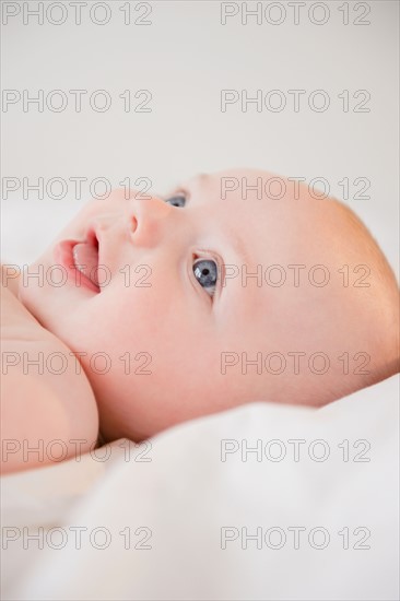 Smiling baby boy (2-5 months). Photo : Jamie Grill