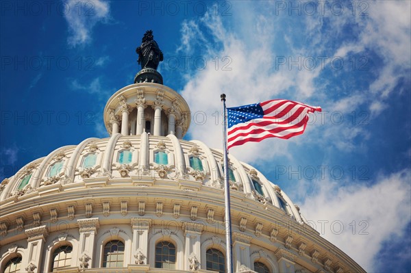 Capitol Building. Photo : Henryk Sadura