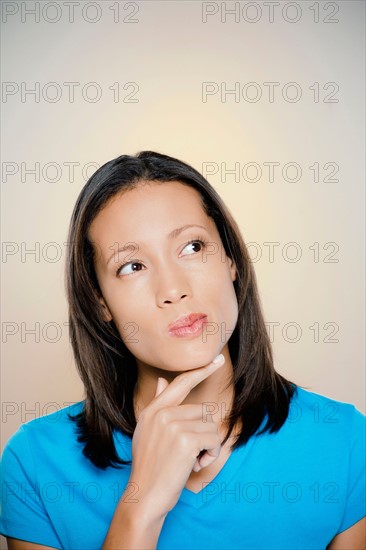 Portrait of woman contemplating. Photo : Rob Lewine