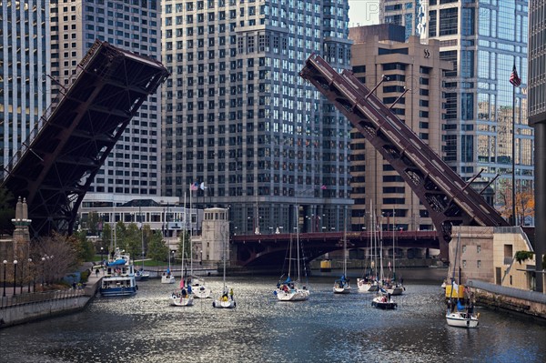 Michigan Avenue bridge