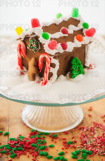 Gingerbread house on cake stand