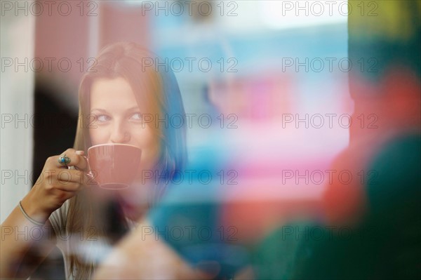 Couple relaxing in coffee shop