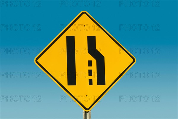 Right lane closed sign