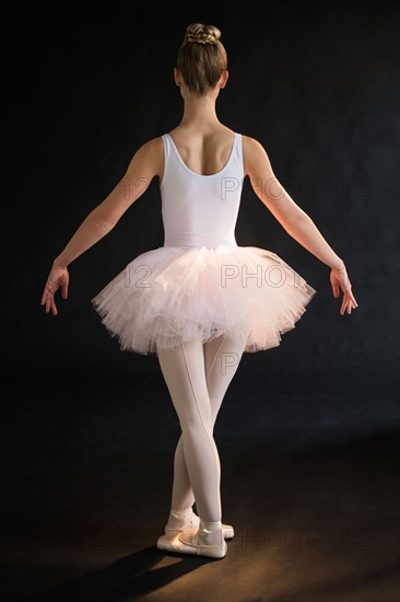 Teenage (16-17) ballerina on stage