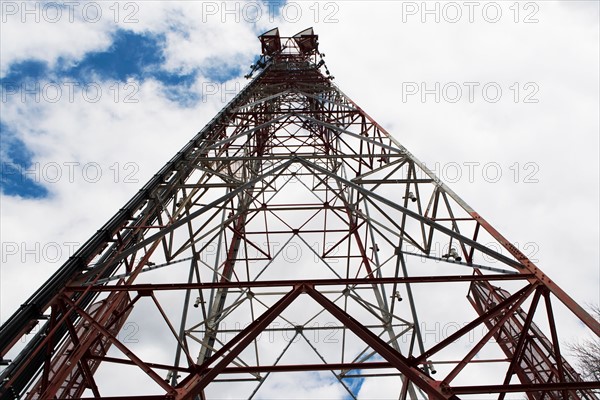 Transmission tower