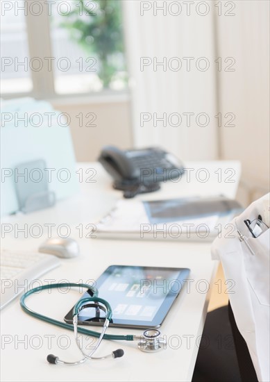 Tablet pc in doctor's office.