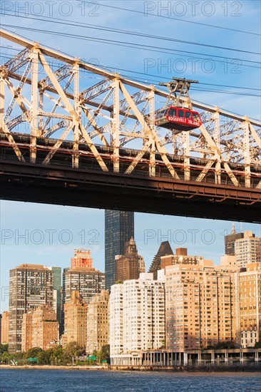 Queensboro Bridge and overhead cable car