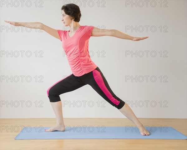 Woman doing yoga.
Photo : Jamie Grill