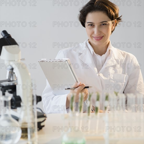 Portrait of scientist.
Photo : Jamie Grill