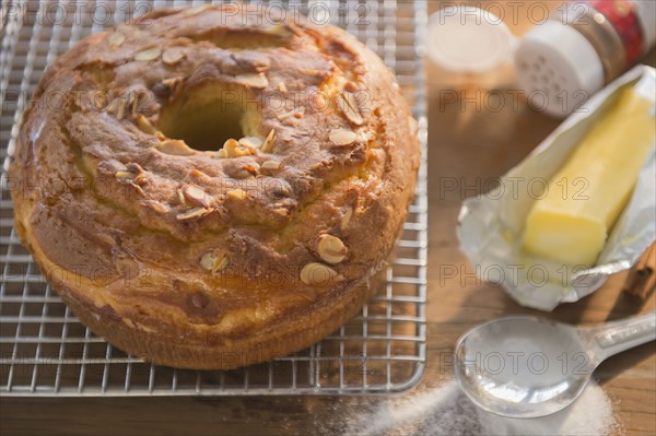 Studio Shot of bundt cake and ingredients.
Photo : Jamie Grill