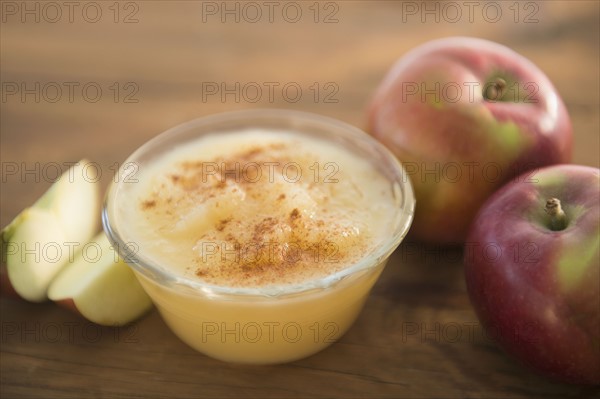 Studio Shot of apple sauce and apples.
Photo : Jamie Grill