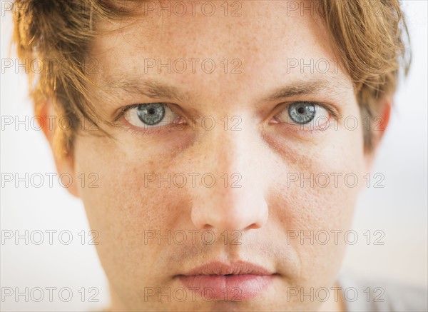 Portrait of blue-eyed man.
Photo : Daniel Grill