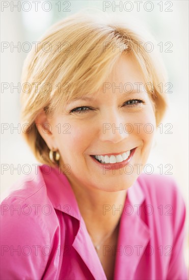 Portrait of woman smiling.
Photo : Daniel Grill