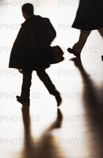 High angle view of man walking at Grand Central Station. USA, New York State, New York City.
Photo : fotog