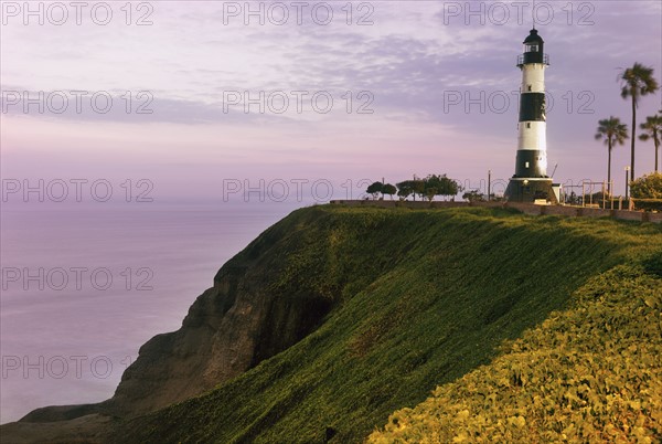 Miraflores, Lighthouse at sunset. Peru, Lima, Miraflores.
Photo : Henryk Sadura