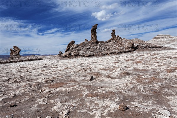 Rock formations. Chile, Antofagasta Region, Atacama Desert, Valle de la Luna.
Photo : Henryk Sadura