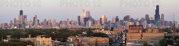 Skyscrapers in downtown. USA, Illinois, Chicago, Logan Square.
Photo : Henryk Sadura