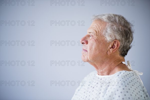 Side view of senior patient.
Photo : Jamie Grill