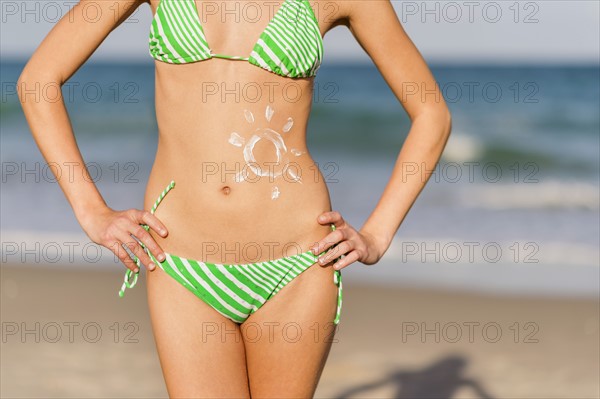 Young woman on beach. Jupiter, Florida, USA.
Photo : Daniel Grill